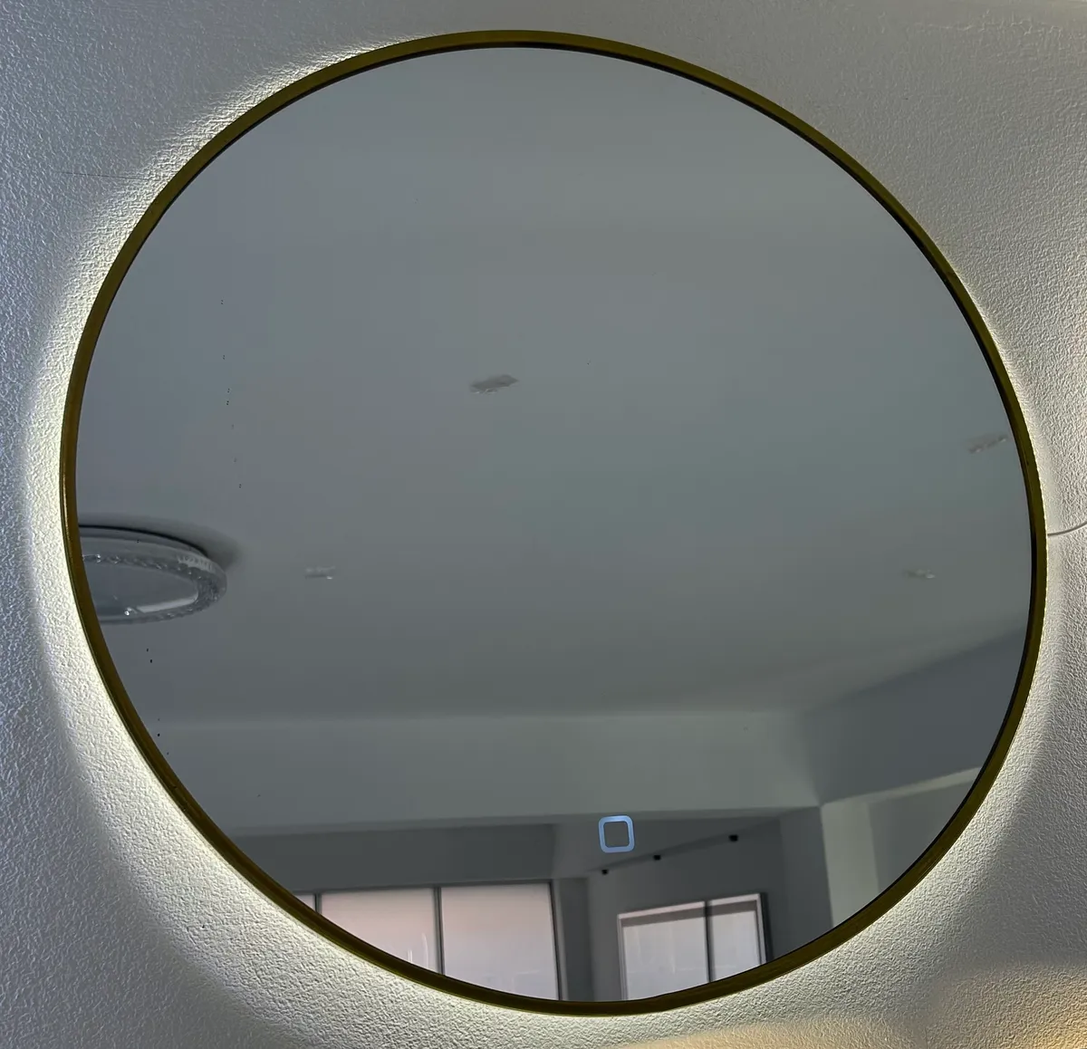Espejo LED Camila · Redondo, 60 cm de diámetro — Levano Home Perú
